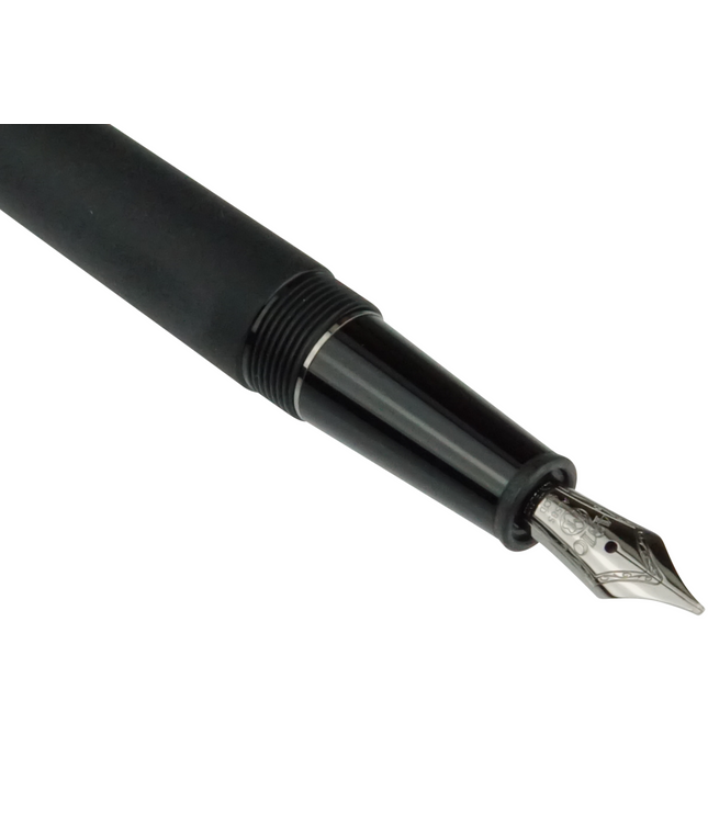 Montblanc Meisterstück Ultra Black Füller No.145 Classique