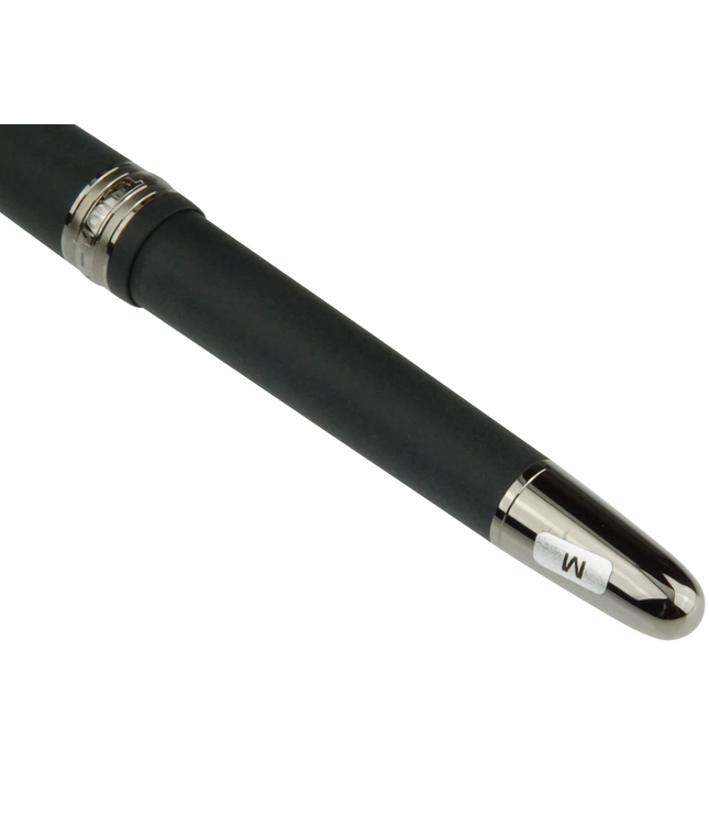 Montblanc Meisterstück Ultra Black Füller No.145 Classique