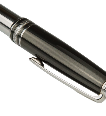 Montblanc Meisterstück Solitaire Doué Hematite Füller No.144 Classique