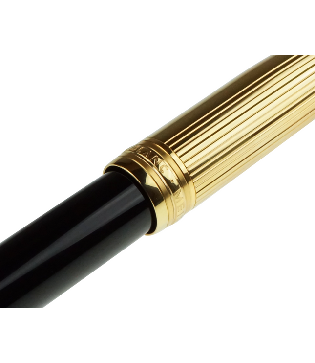 Montblanc Meisterstück Solitaire Doué Gold Füller No.146 LeGrand