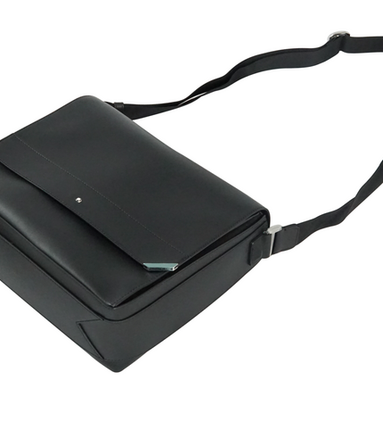 Montblanc Urban Spirit Messenger Bag Medium Schwarz