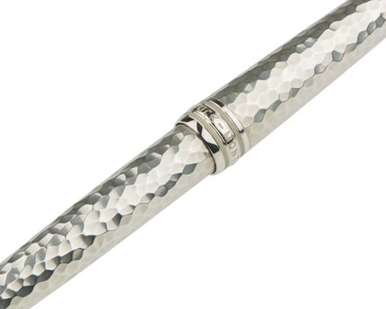 Montblanc Meisterstück Solitaire Martelé Kugelschreiber Midsize - meisterstück-shop.de