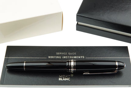 Montblanc Meisterstück Füller No.147 ,,Traveller'' LeGrand Platinum Coated - meisterstück-shop.de