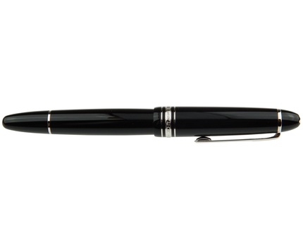Montblanc Meisterstück Füller No.147 ,,Traveller'' LeGrand Platinum Coated - meisterstück-shop.de