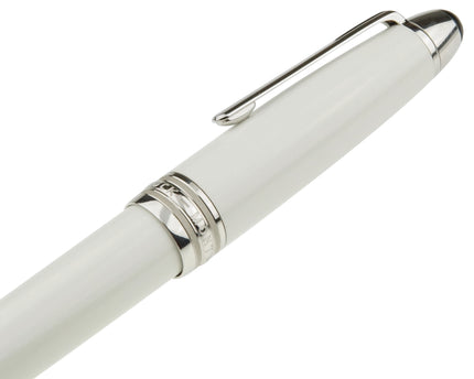 Montblanc Meisterstück Solitaire Tribute to the Mont Blanc Füller No.146 LeGrand