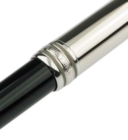 Montblanc Meisterstück Solitaire Doué Steel Füller No.144 Classique
