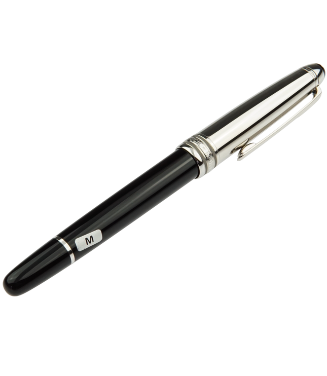 Montblanc Meisterstück Solitaire Doué Steel Füller No.144 Classique