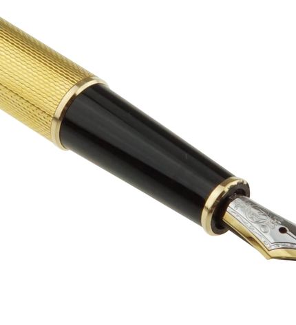 Montblanc Meisterstück Solitaire Gold Plated Füller No.144 Classique