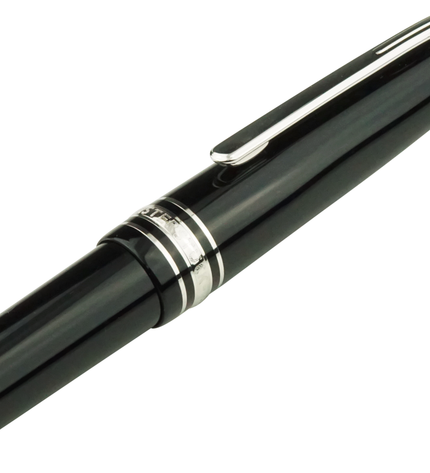 Montblanc Meisterstück Füller No.145 Classique Platinum Coated