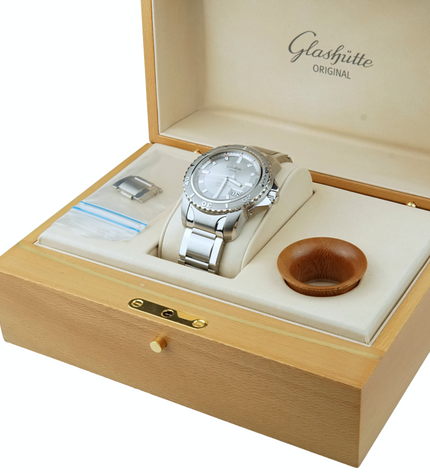 Glashütte Original Sport Evolution Panoramadatum