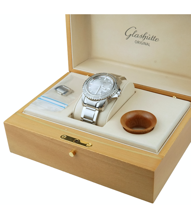 Glashütte Original Sport Evolution Panoramadatum