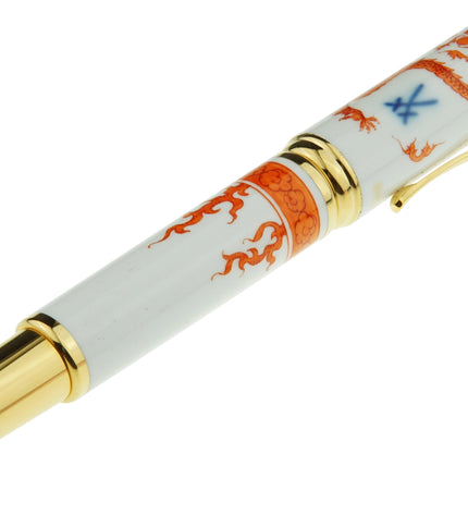 Montblanc Year of the Golden Dragon 2000 Limited Edition 888 Füller