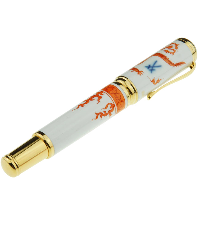 Montblanc Year of the Golden Dragon 2000 Limited Edition 888 Füller