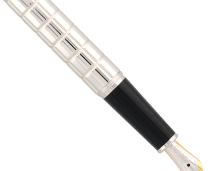 Montblanc Meisterstück Solitaire Platinum-Plated Facet Füller No.145 Classique