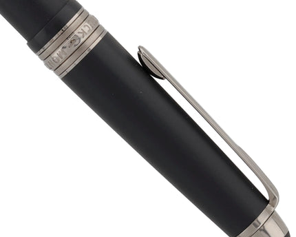 Montblanc Meisterstück Ultra Black Füller No.145 Classique